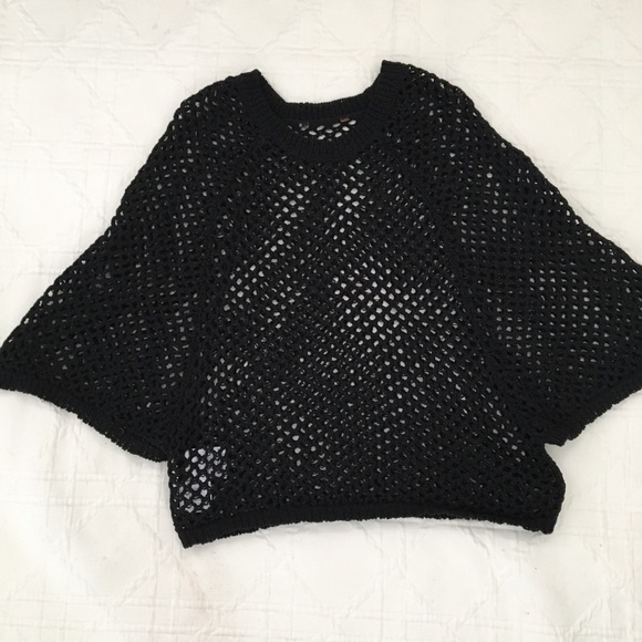 BCBGMaxAzria Sweaters - BCBG Dolman Loose Weave Sweater BCBGMaxAzria Sweaters - BCBG Dolman Loose Weave Sweater